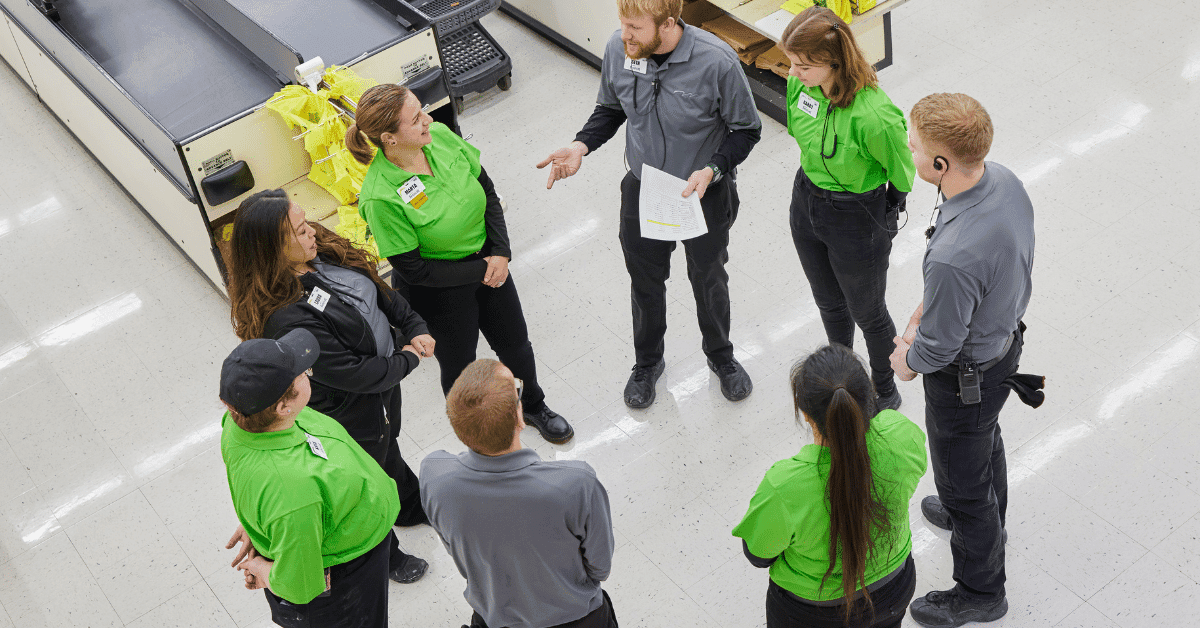 Associate - Huddle